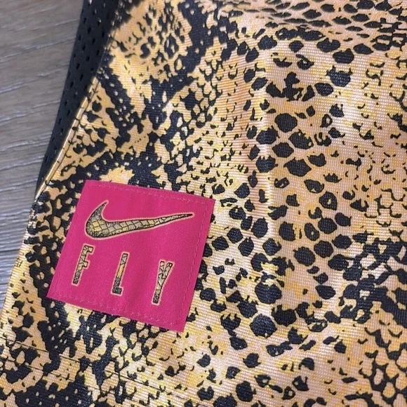 NWT [Nike] Loose Fit Rebel Fly Snakeskin Gold/Black Basketball Shorts Women’s S - Picture 7 of 14